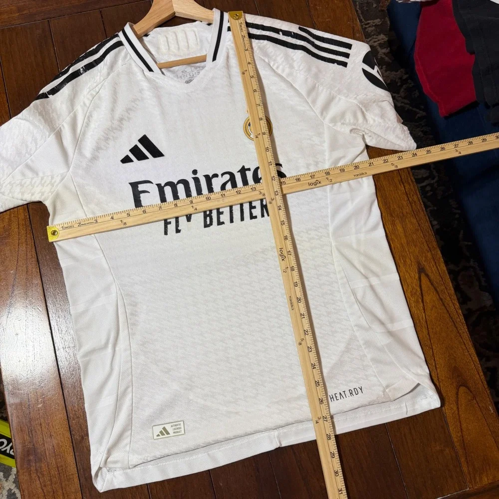 Adidas Jersey Mens XL White Real Madrid Vini Jr 7 Soccer HP Emirates Flaws
